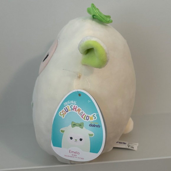 NWT Emela the St. Patrick's Day Lamb Squishmallow - Picture 3 of 4